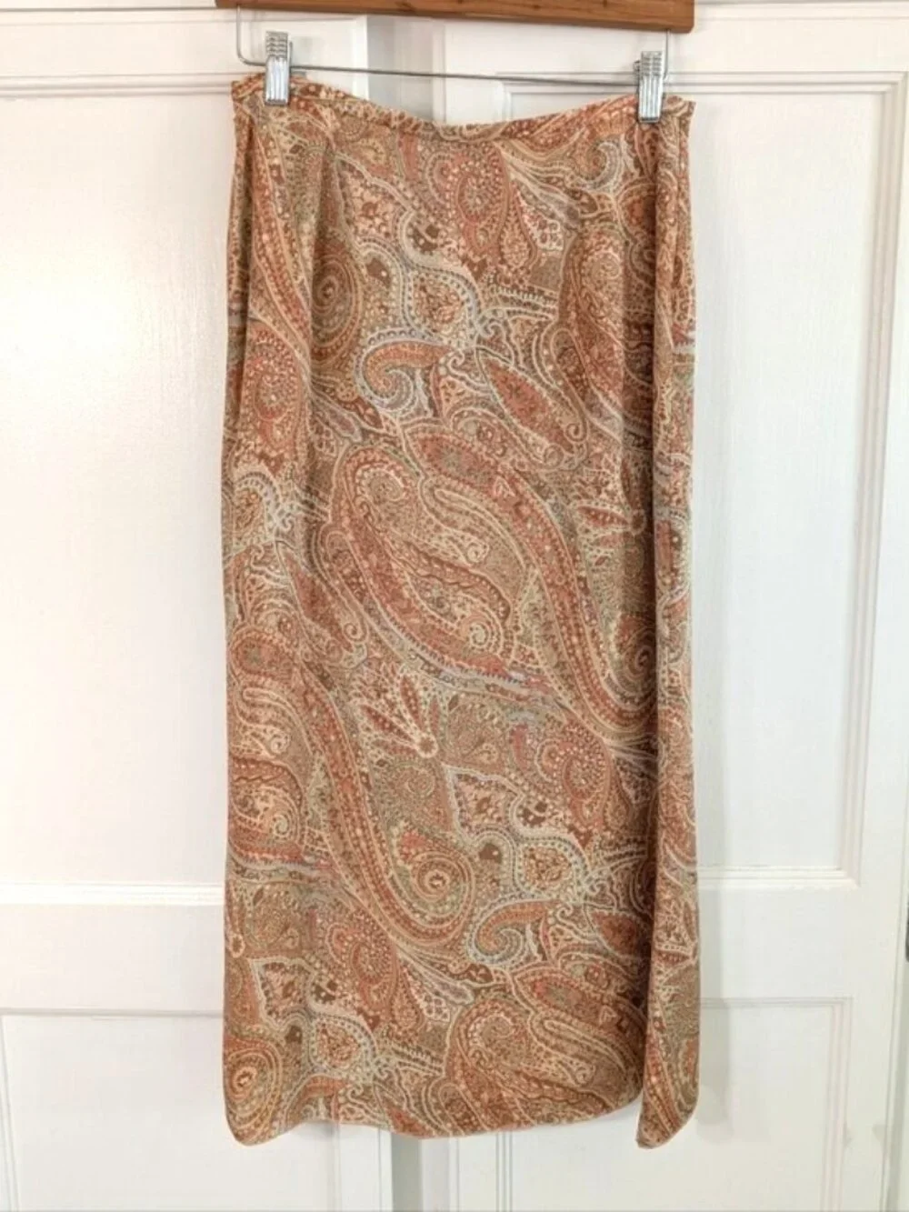 Like New Talbots 100% Silk Faux Wrap Paisley Skirt‎ Size 8
